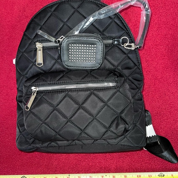 Steve Madden Quilted Backpack**NEW W/TAGS** - Picture 2 of 9